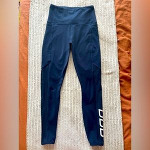 Lorna Jane Ankle Biter Leggings w/pockets